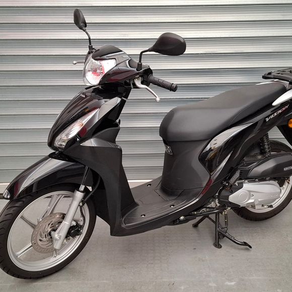 Honda Vision der Fahrschule Haase